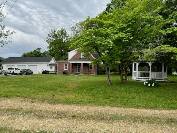 8659 Roanoke Rd, Elliston, VA 24087