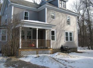 4 Braeburn Rd, South Deerfield, MA 01373