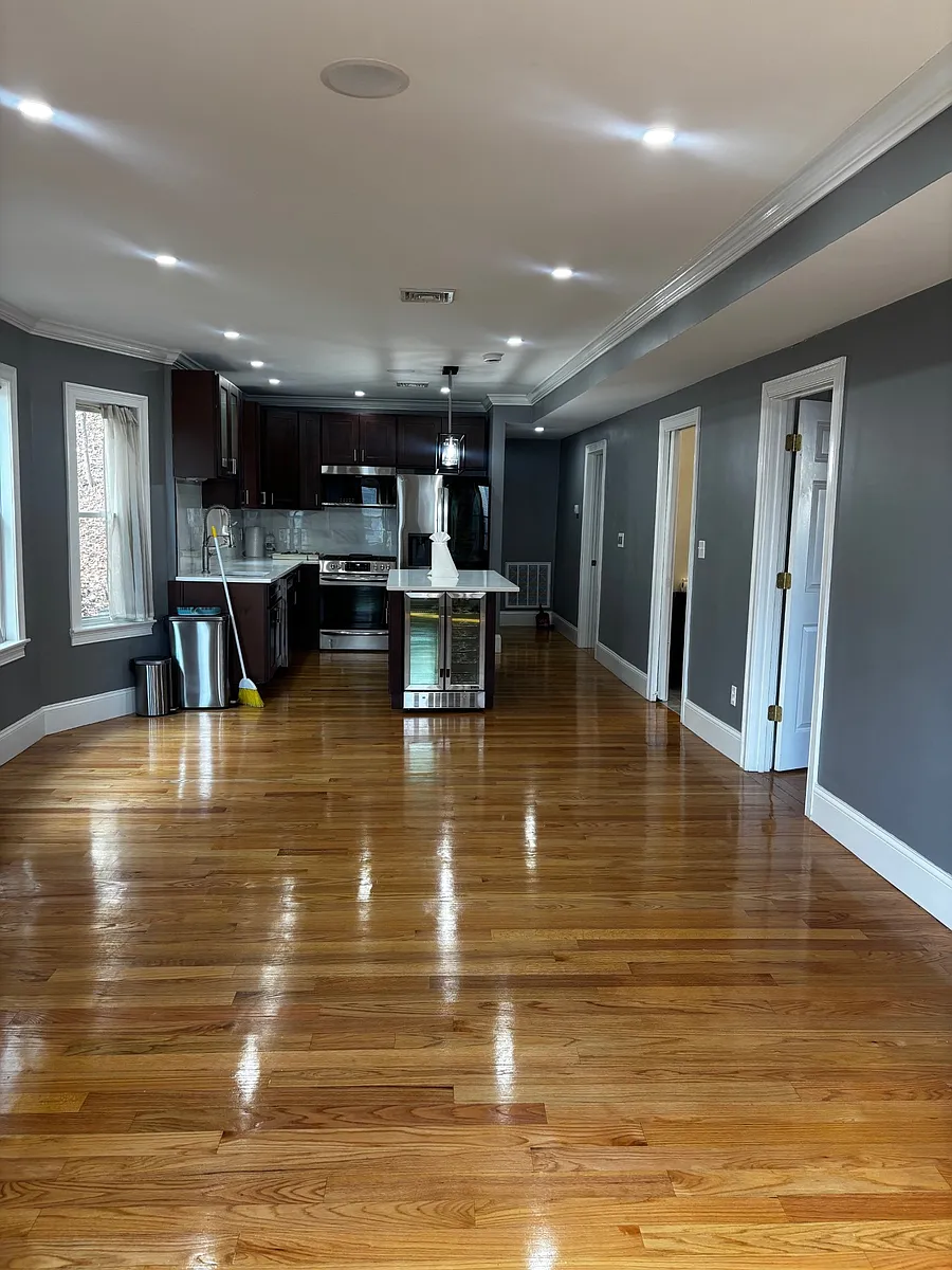 Building Photo - 24 Goodale Rd #1