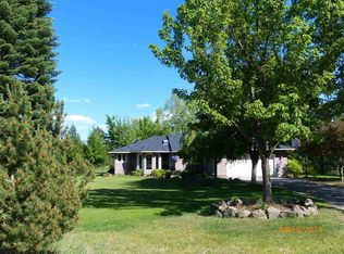 9215 S Crestview Rd, Spokane, WA 99224