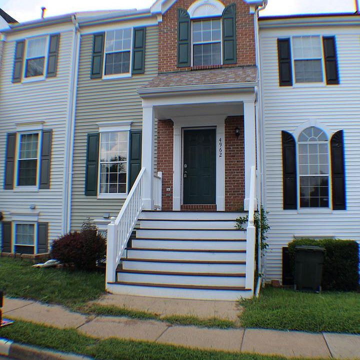 1st image of 4986 Marshlake Ln