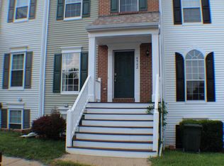 4986 Marshlake Ln, Dumfries, VA 22025