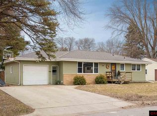 322 Dillon Ave, Mankato, MN 56001