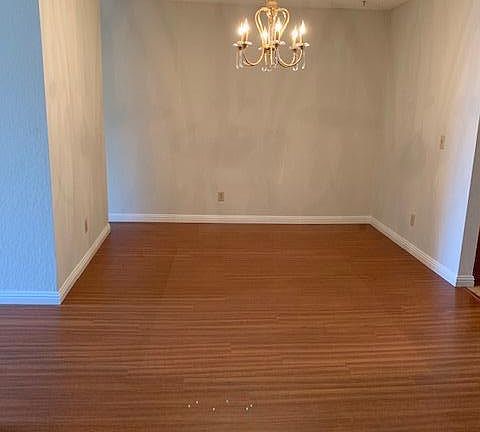 2nd image of 336 N Louise St Unit 9