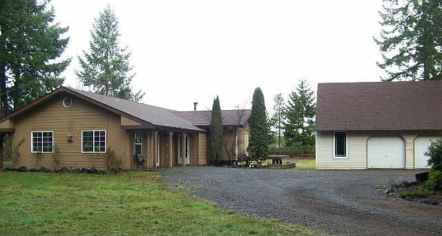 MAIN HOUSE & DET GARAGE