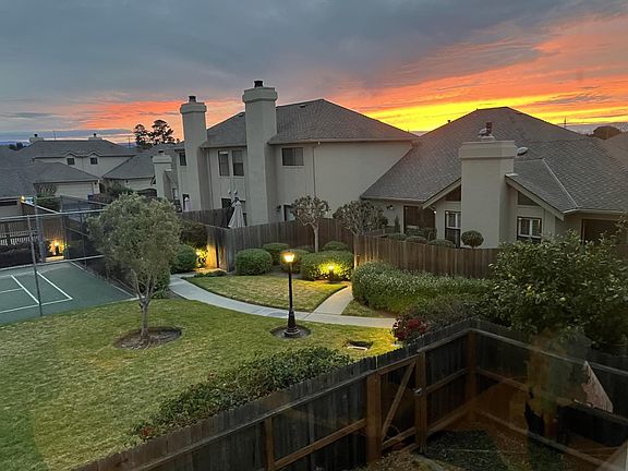 2nd image of 134 Nissen Rd Unit 2