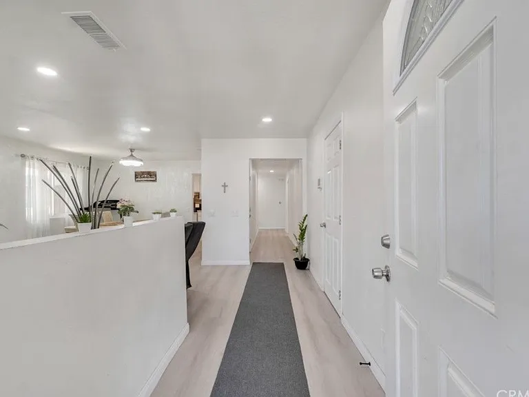 7701 Baird Ave — Photo 11