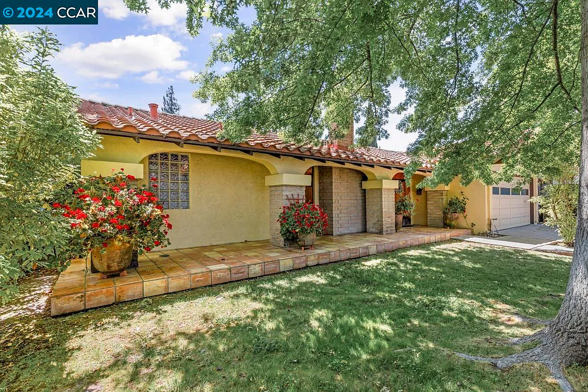 512 Cashew Ct photo 1