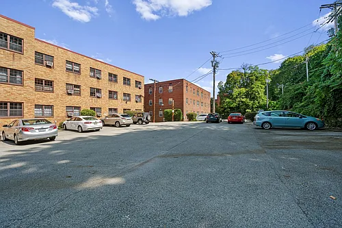 5424 Fifth Ave Photo 1