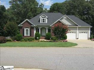 332 Camperdown Ct, Easley, SC 29642