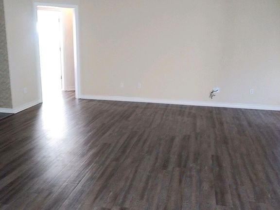 5th image of 47 Lacey St