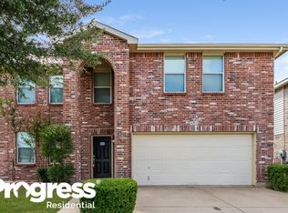 4013 Foxhound Ln, Fort Worth, TX 76123