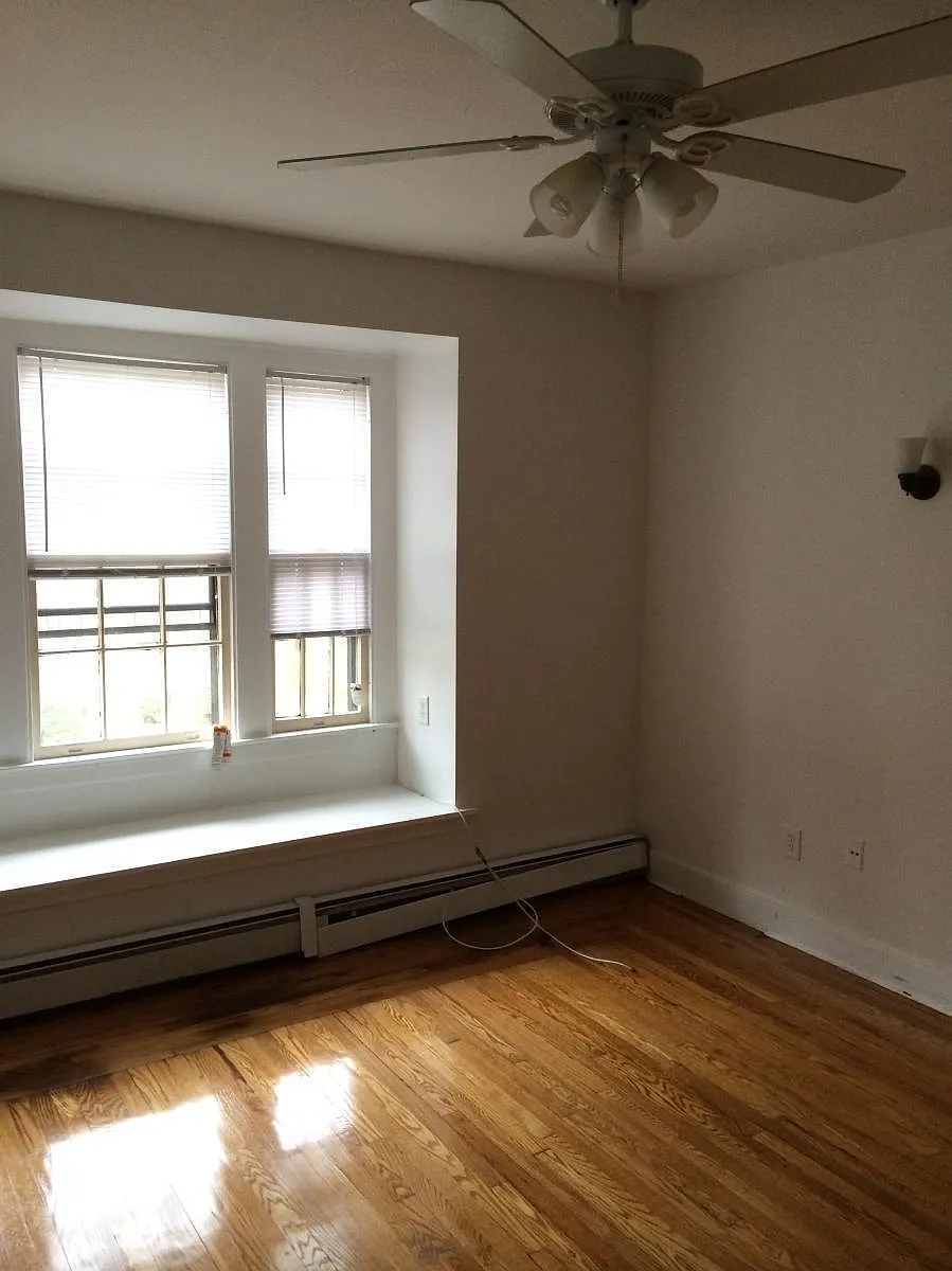 Building Photo - 367 Alden Ave #2