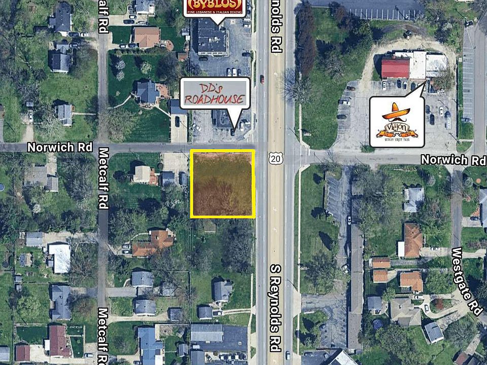 2nd image of 1104 S Reynolds Rd