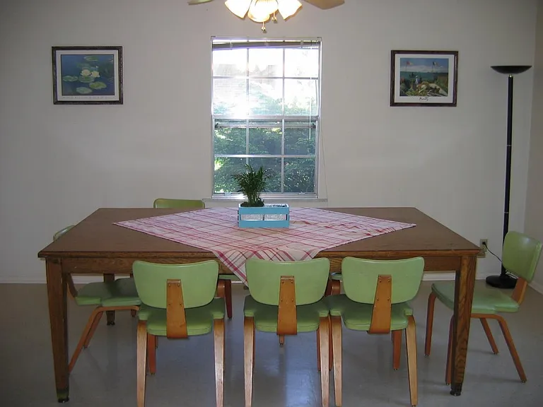 525 N Russell St — Photo 5
