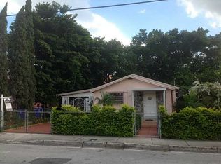 1752 SW 3rd St, Miami, FL 33135