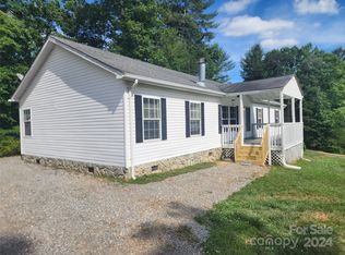 1184 Silverbrook Dr, Morganton, NC 28655