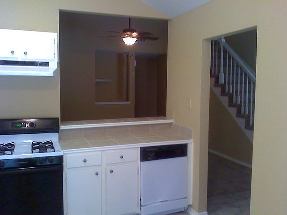 3rd image of 3923 Suttonford Dr