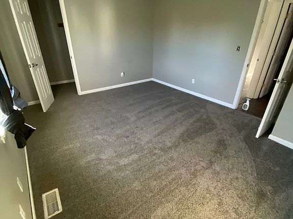 5th image of 6415 Southern Lakes Dr N