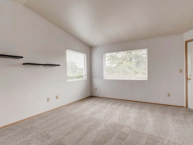 651 NE Ellis Way #A201 — Photo 8