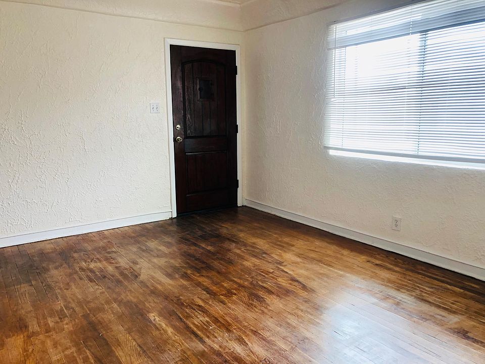 Living Room entrance