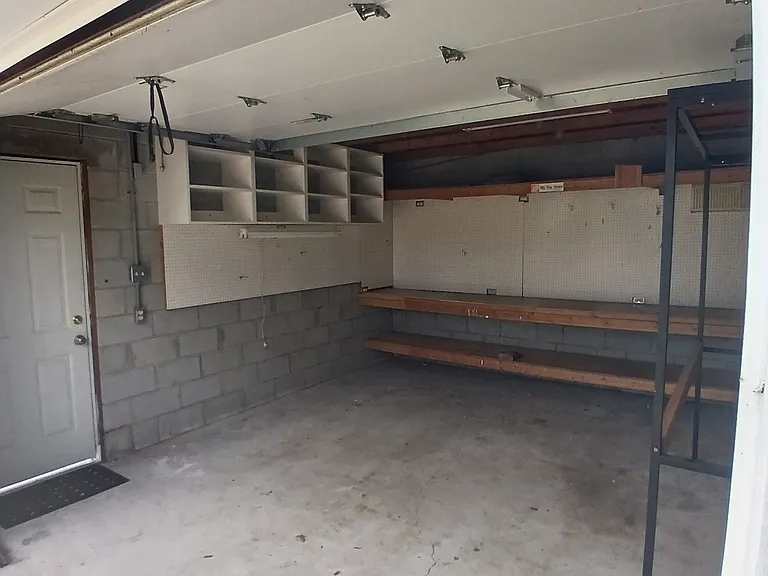 5002 Belleville Ave — Photo 5