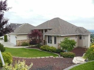 8720 E Red Oak Dr, Spokane, WA 99206