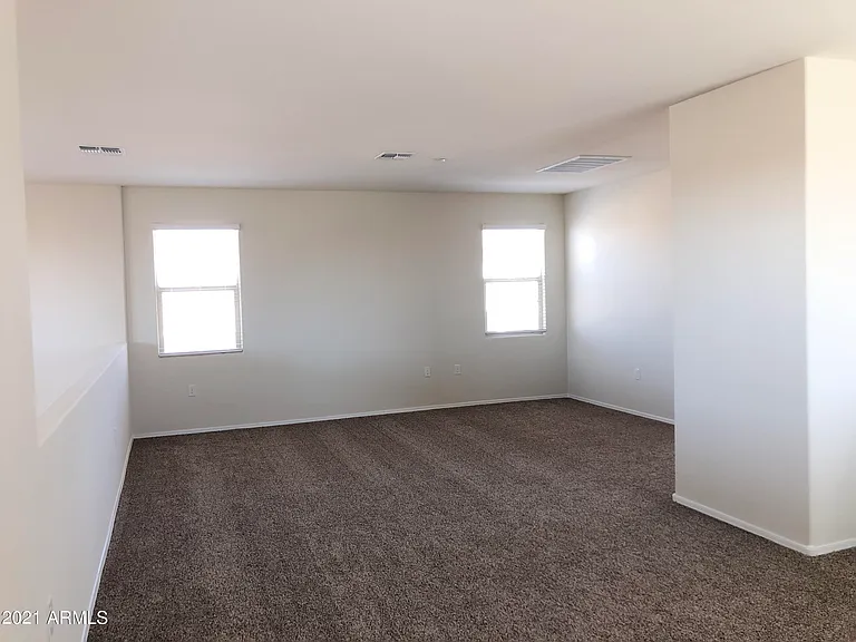 3702 N 307th Dr — Photo 25