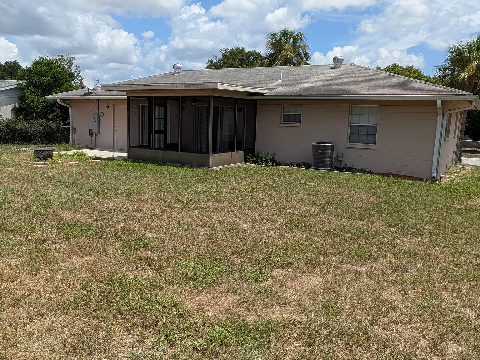 2 bed, 1003 sqft, $1,650 — Photo 2