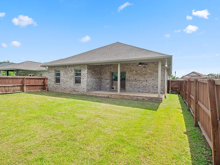 725 Upper Heron Way — Photo 32