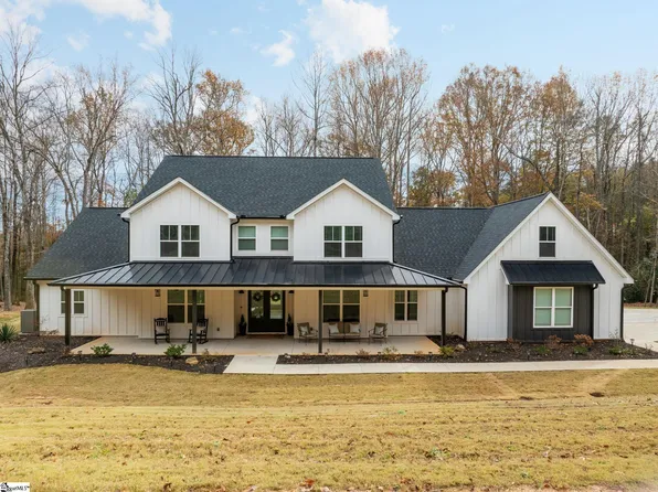1502A Groce Meadow Rd, Taylors, SC 29687