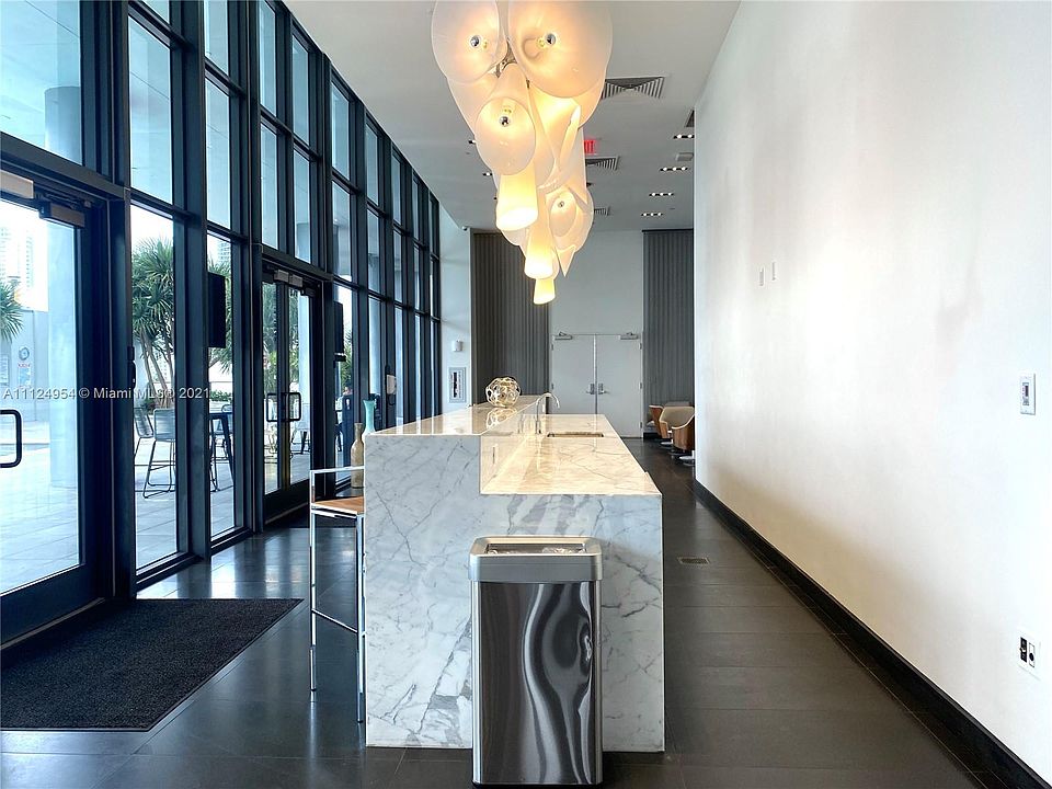 1st image of 1600 NE 1st Ave #1214