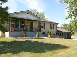 151 Sharon Dr, Shepherdsville, KY 40165