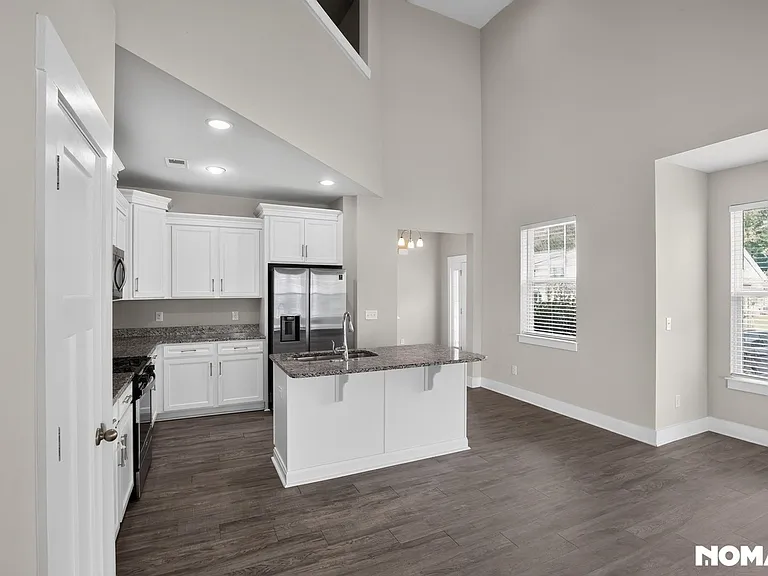 201 Sprucewood Ct — Photo 9