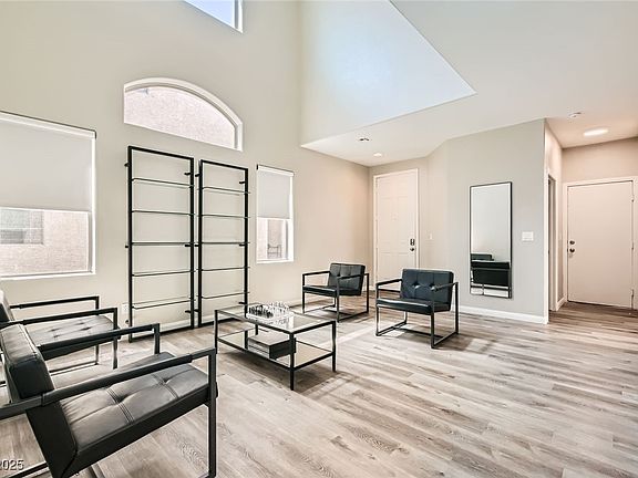 3rd image of 8469 Cheerful Brook Ave