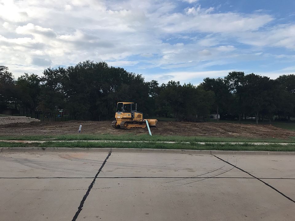 1st image of 3109 Bandera Dr