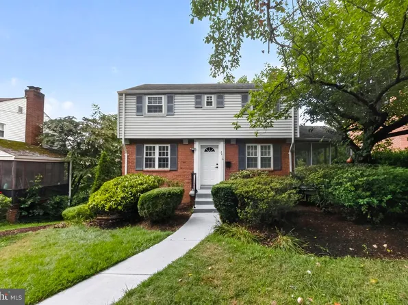 2416 Lake Ave, Landover, MD 20785