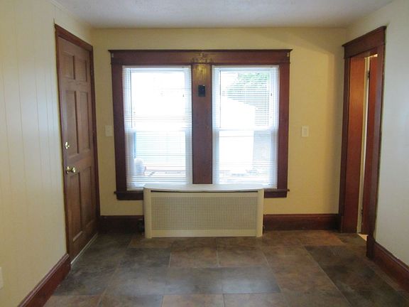 5th image of 86 Bacon St