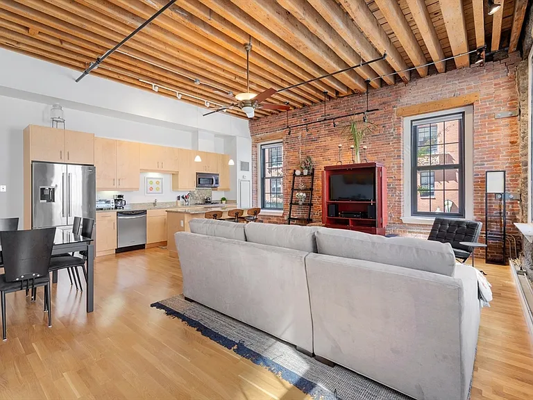 101 Broad St #2C — Photo 6