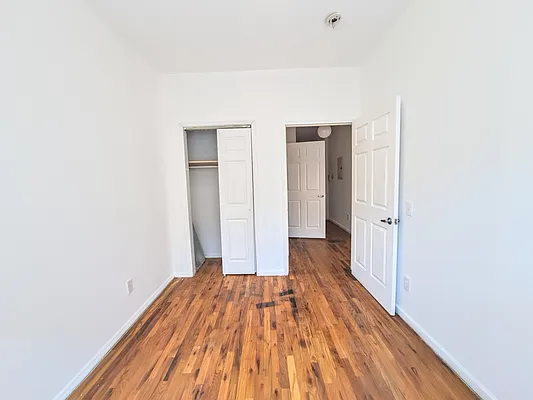 Rented by Friedman Mayer, LREB | media 18