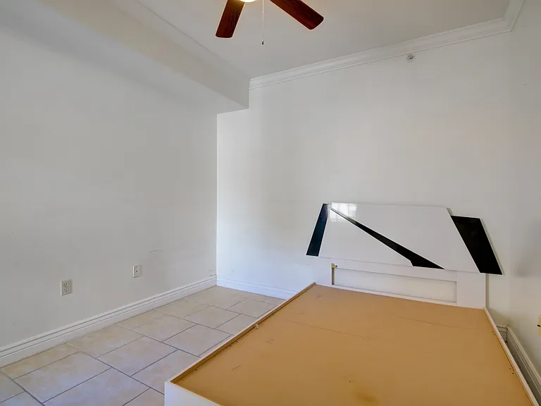 1310 Henley St #1902 — Photo 19