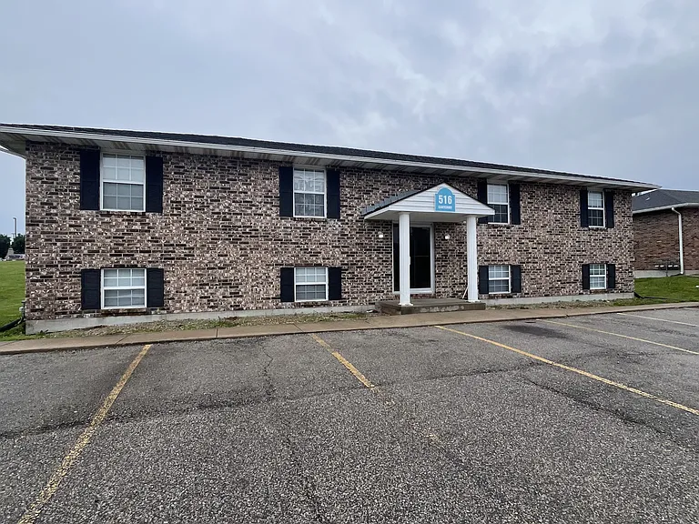 516 Cantebury Dr #B — Photo 10