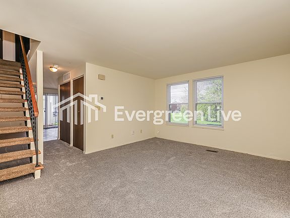 4th image of 7541 Mount Hood Dr