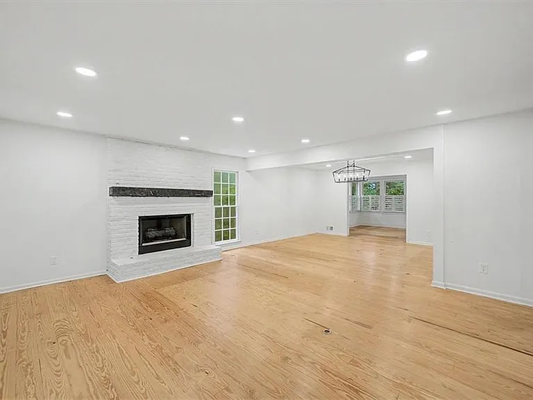 3868 Emerson St — Photo 7