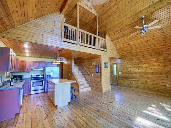 5th image of 3071 Meadowbrook Dr NE