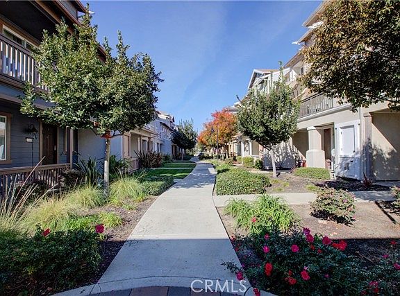 4th image of 17015 Saint Anne Ln