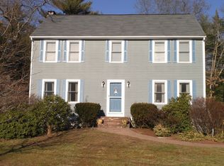 19 Thunder Rd, Taunton, MA 02780