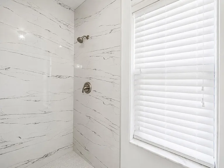 190 Parkwood Dr — Photo 15