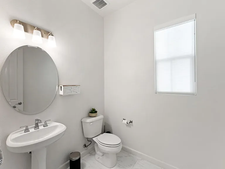 2353 Nicklaus St — Photo 20