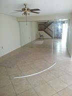 3rd image of 523 Live Oak Ln